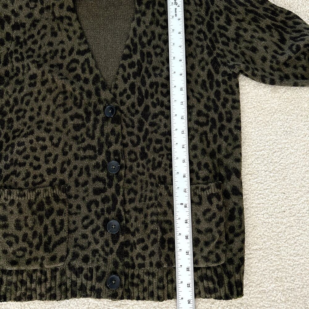 J.Jill Leopard Print Cardigan Sweater Women XS Hunter Black Button Up Pockets - Picture 8 of 10